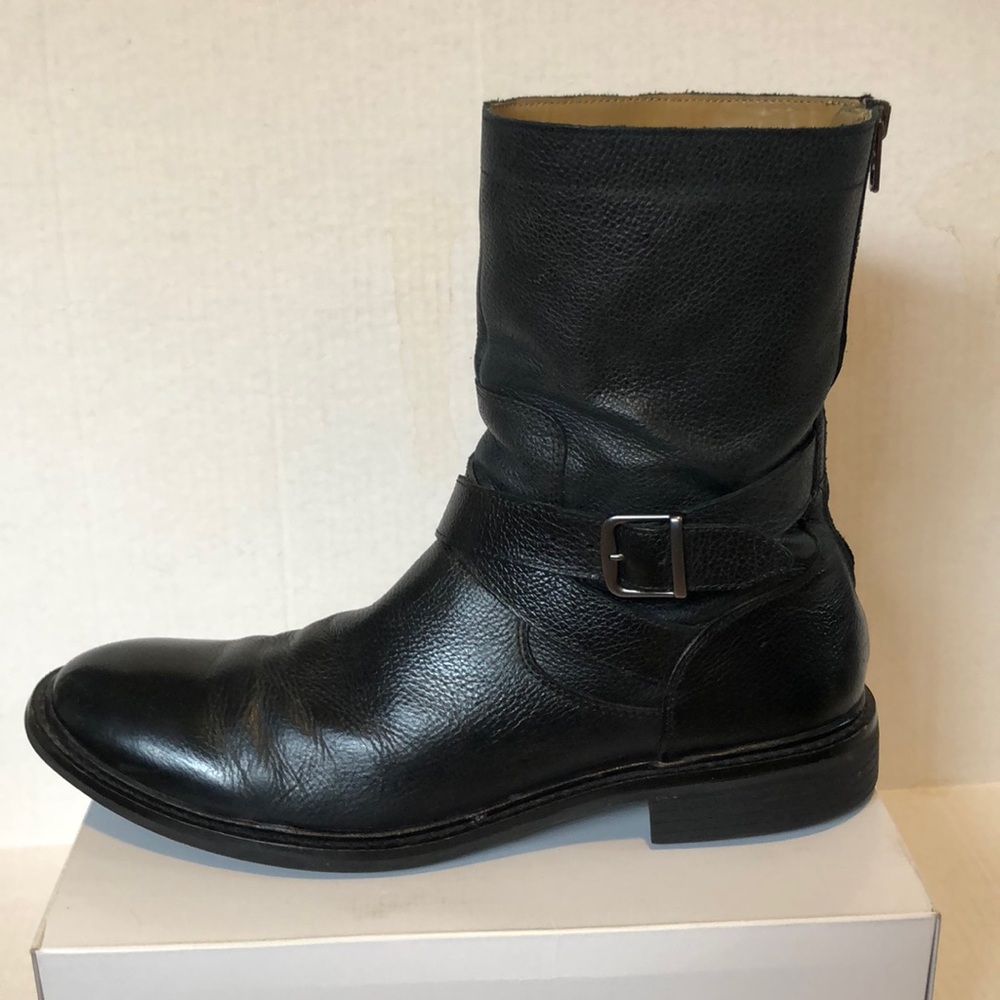 Black Leather Men's Mid-Calf Engineer Boot